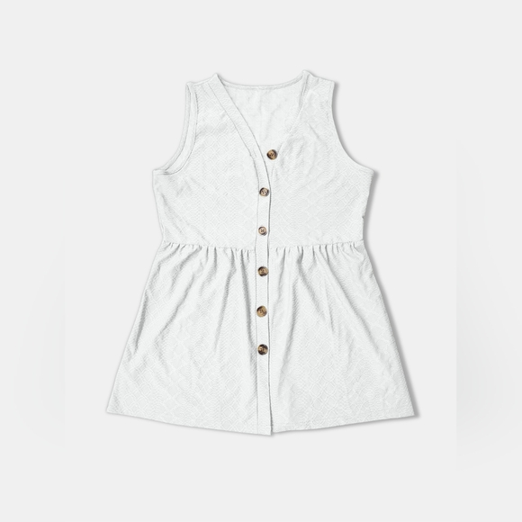 Button Up V-Neck Tank - Picture 2 of 5